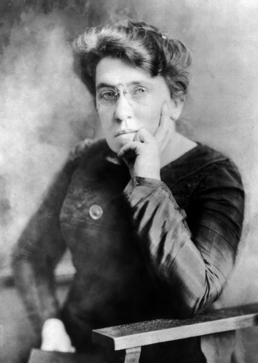 Photographic portrait of Emma Goldman, facing left.